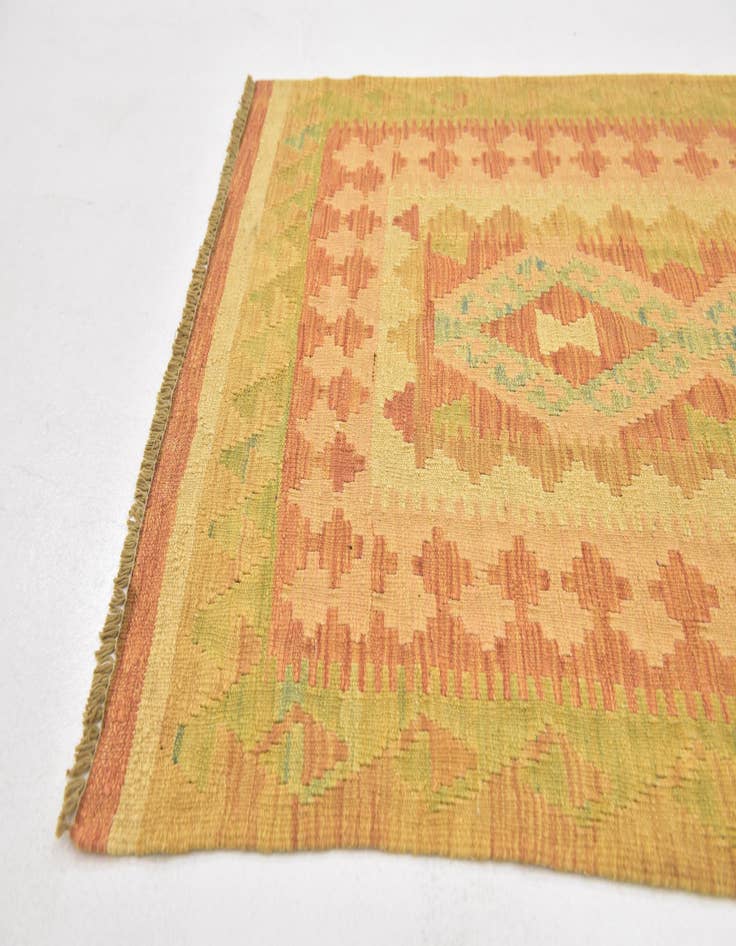Detail image of  2' 6 x 4' 3  Hand Woven Kilim Waziri Wool Rug