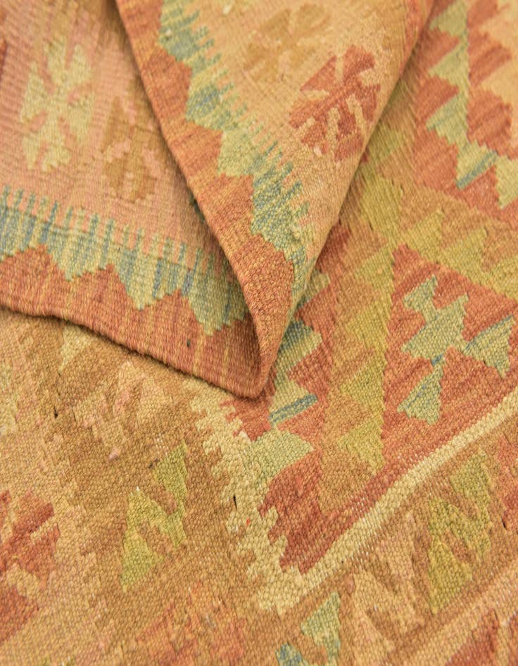 Detail image of  2' 8 x 4' 5  Hand Woven Kilim Waziri Wool Rug