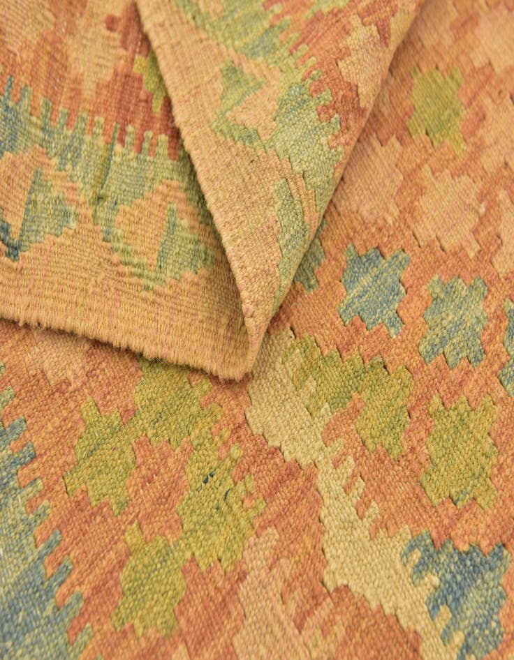 Detail image of  2' 7 x 4' 5  Hand Woven Kilim Waziri Wool Rug