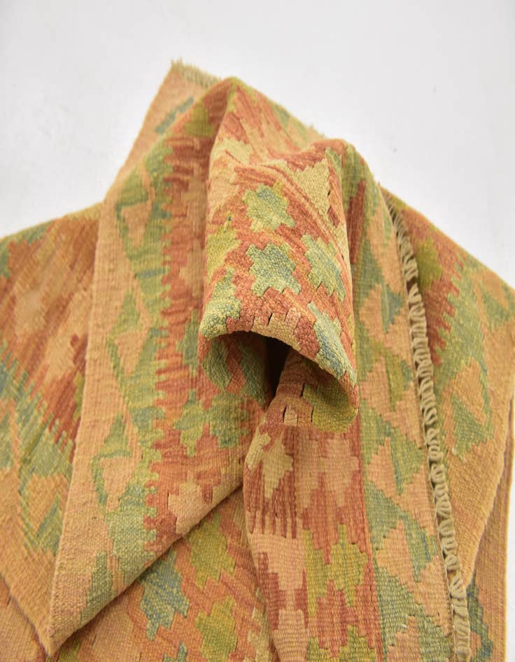 Detail image of  2' 7 x 4' 5  Hand Woven Kilim Waziri Wool Rug