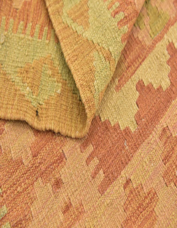 Detail image of  2' 8 x 4' 3  Hand Woven Kilim Waziri Wool Rug