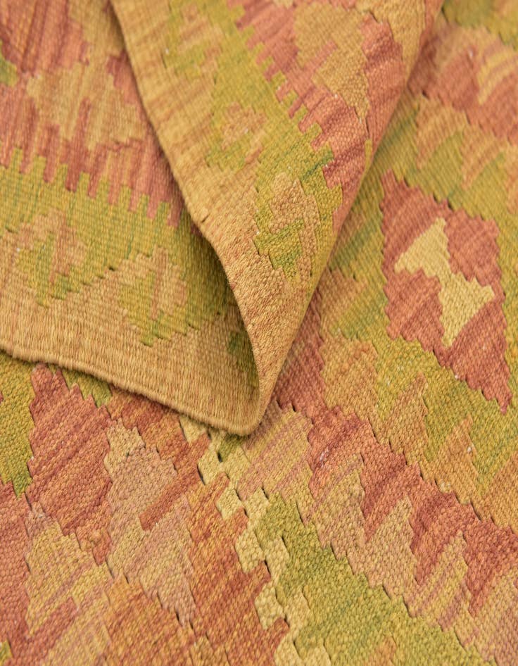 Detail image of  2' 4 x 4' 3  Hand Woven Kilim Waziri Wool Rug