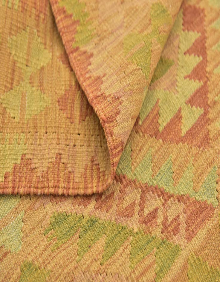 Detail image of  2' 8 x 4'  Hand Woven Kilim Waziri Wool Rug