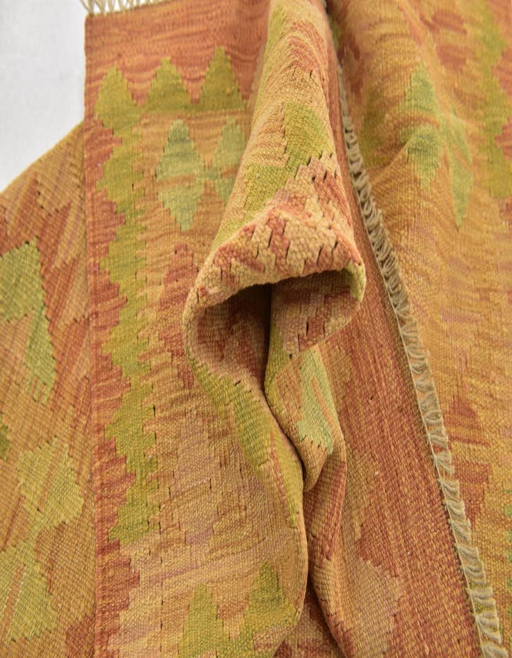 Detail image of  2' 8 x 4'  Hand Woven Kilim Waziri Wool Rug