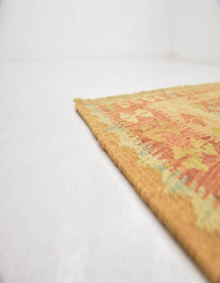 Detail image of  2' 8 x 4'  Hand Woven Kilim Waziri Wool Rug