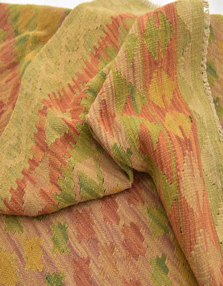 Detail image of  3' 5 x 5'  Hand Woven Kilim Waziri Wool Rug