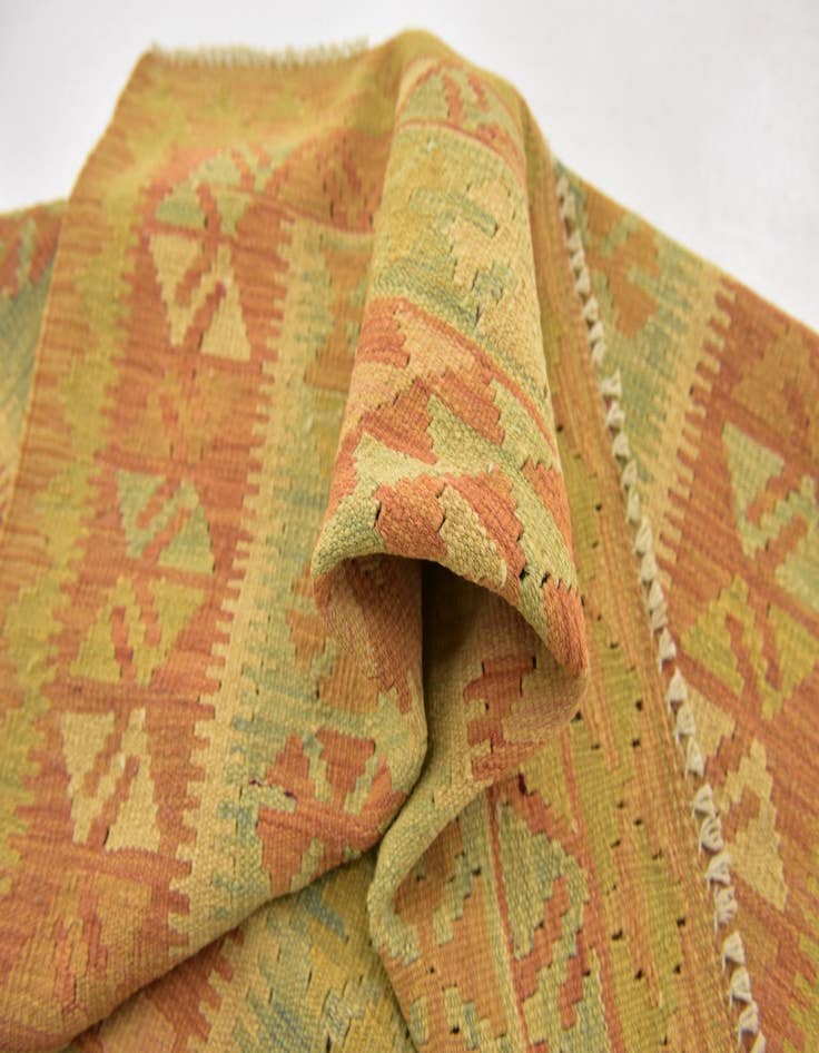 Detail image of  3' x 5'  Hand Woven Kilim Waziri Wool Rug