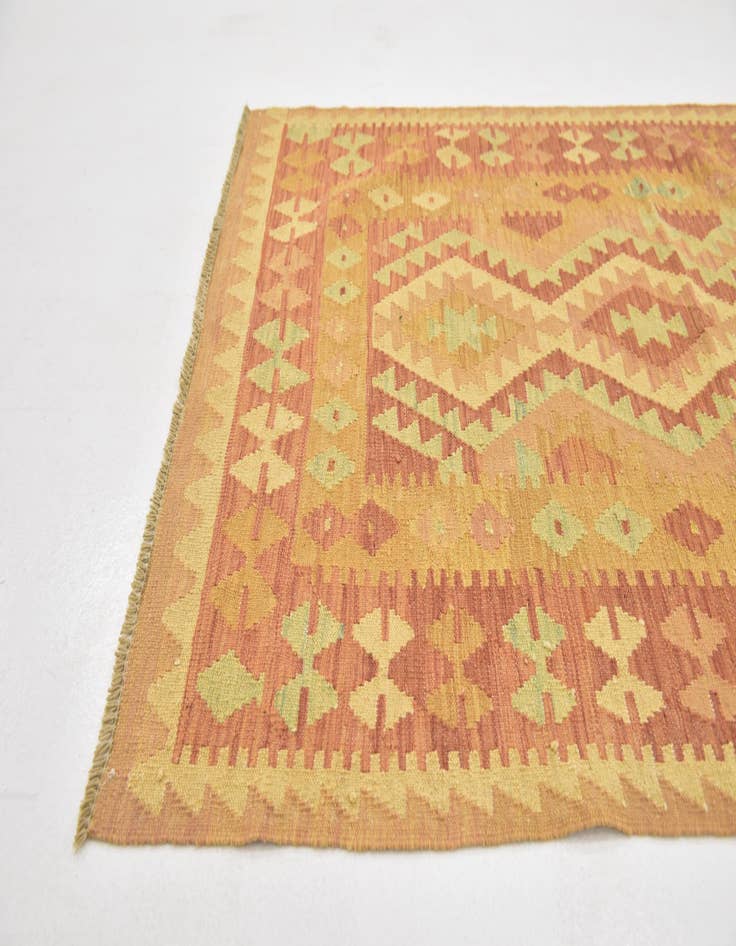 Detail image of  3' 4 x 5'  Hand Woven Kilim Waziri Wool Rug