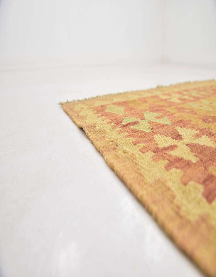 Detail image of  3' 4 x 5'  Hand Woven Kilim Waziri Wool Rug