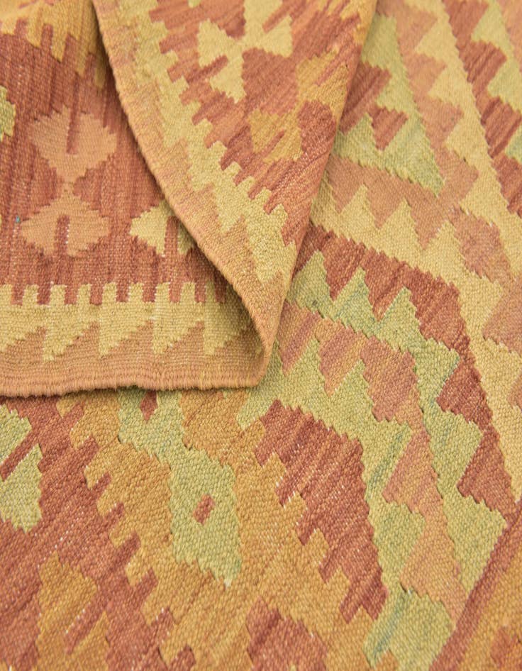 Detail image of  3' 4 x 5'  Hand Woven Kilim Waziri Wool Rug