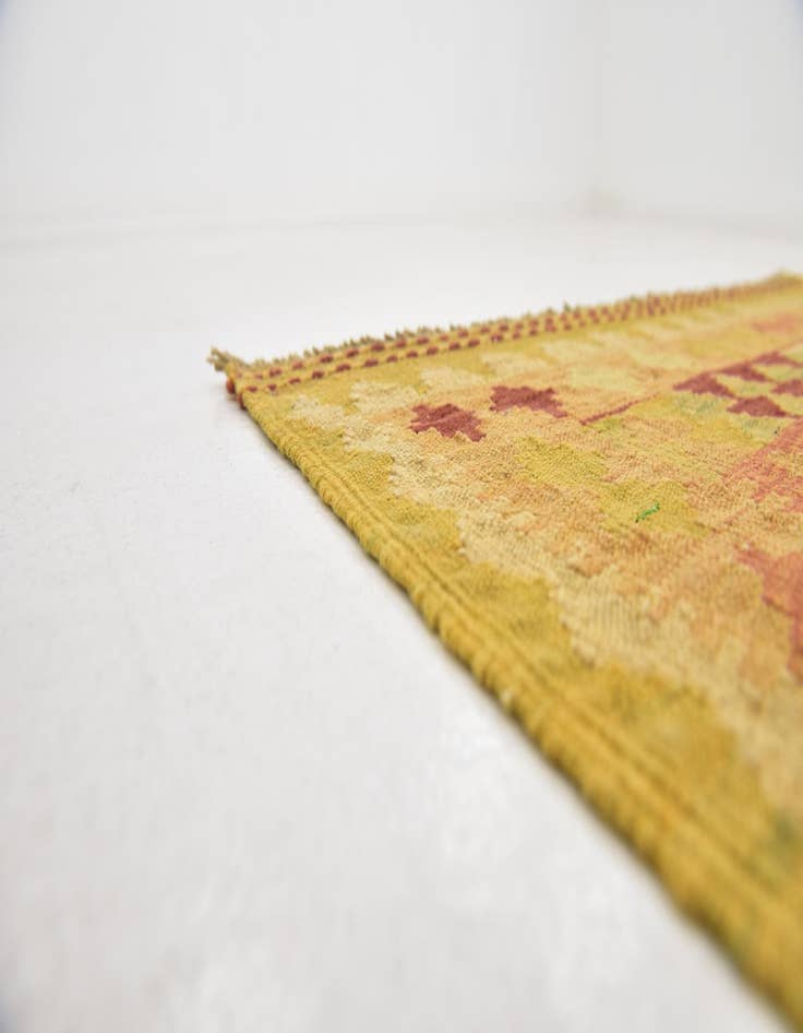 Detail image of  3' 2 x 5' 2  Hand Woven Kilim Waziri Wool Rug