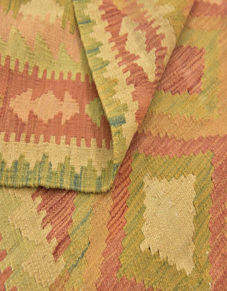 Detail image of  3' 3 x 5'  Hand Woven Kilim Waziri Wool Rug