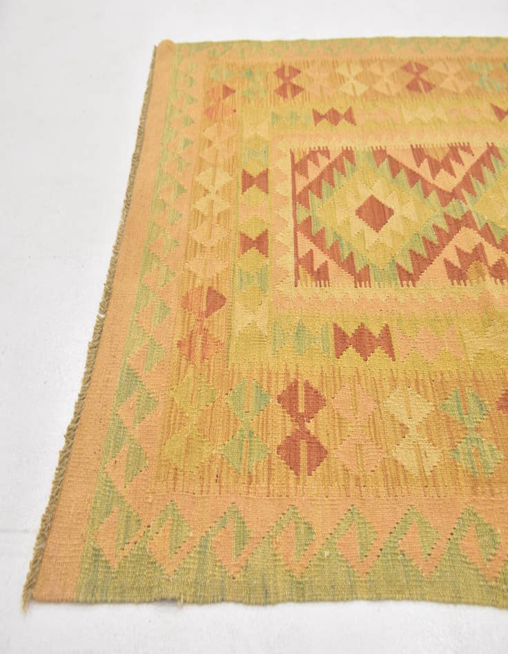 Detail image of  3' 5 x 5'  Hand Woven Kilim Waziri Wool Rug