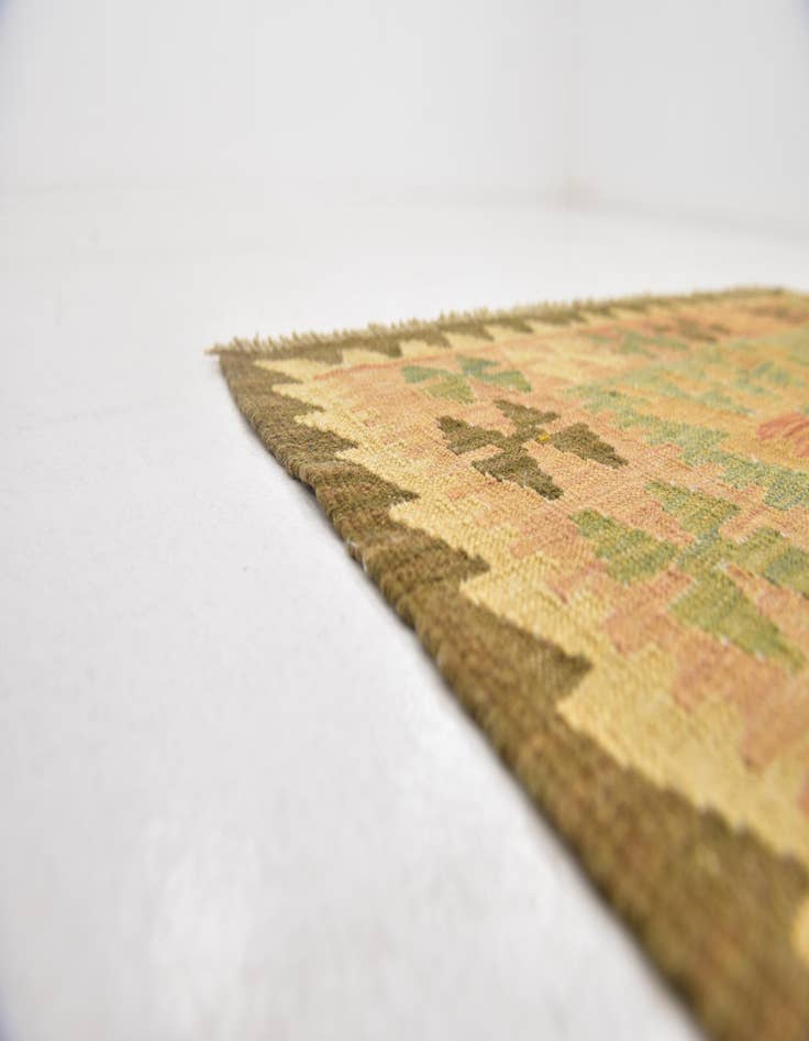 Detail image of  3' x 5'  Hand Woven Kilim Waziri Wool Rug