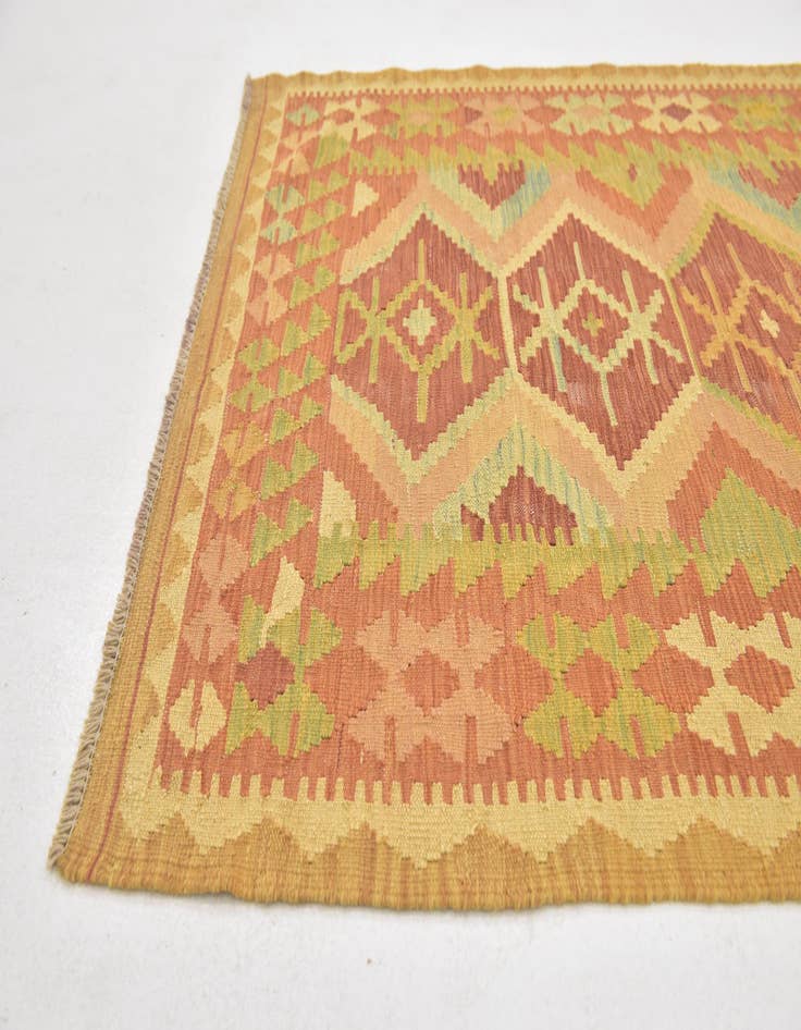 Detail image of  3' 2 x 5' 3  Hand Woven Kilim Waziri Wool Rug