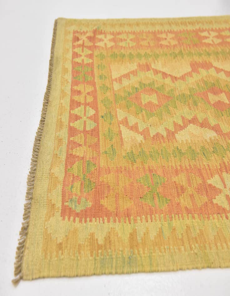 Detail image of  3' 4 x 5' 3  Hand Woven Kilim Waziri Wool Rug