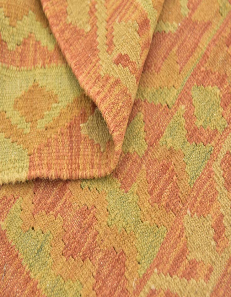 Detail image of  2' 8 x 4'  Hand Woven Kilim Waziri Wool Rug