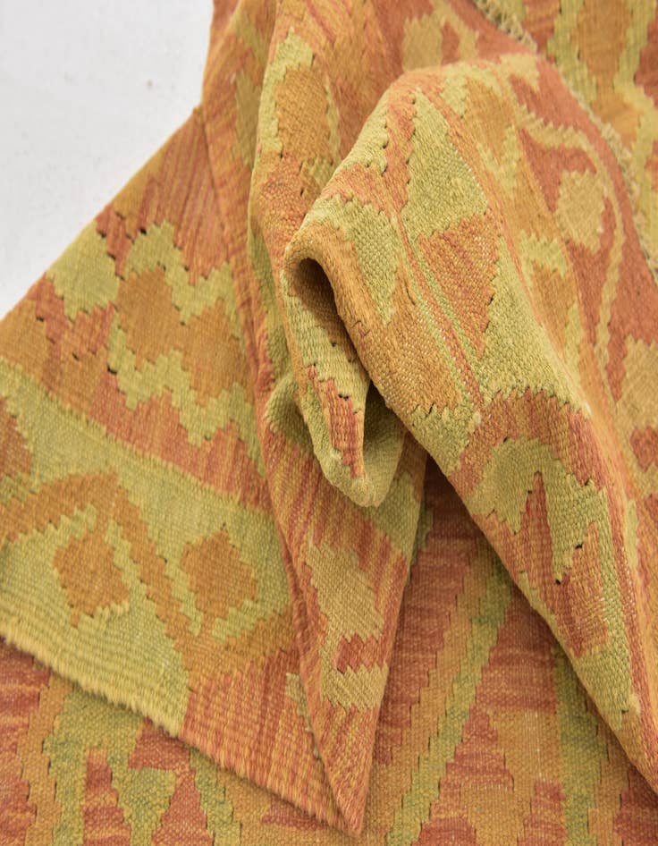 Detail image of  2' 8 x 4'  Hand Woven Kilim Waziri Wool Rug