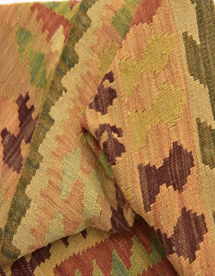 Detail image of  2' 8 x 4' 3  Hand Woven Kilim Waziri Wool Rug