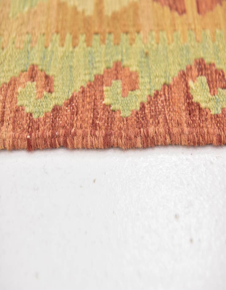 Detail image of  2' 5 x 4' 2  Hand Woven Kilim Waziri Wool Rug