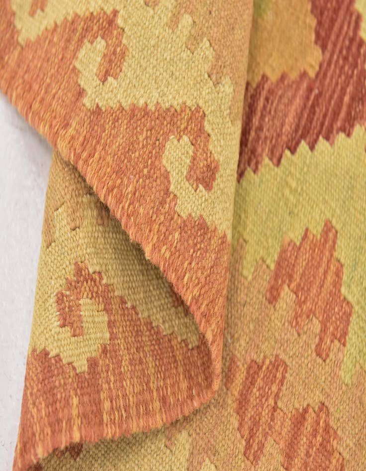 Detail image of  2' 5 x 4' 4  Hand Woven Kilim Waziri Wool Rug