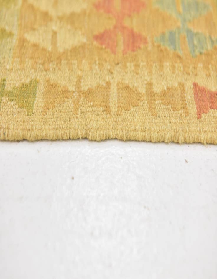 Detail image of  3' 2 x 4' 9  Hand Woven Kilim Waziri Wool Rug