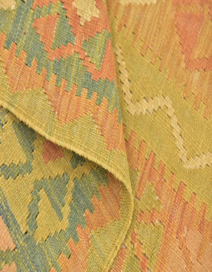 Detail image of  3' x 5'  Hand Woven Kilim Waziri Wool Rug