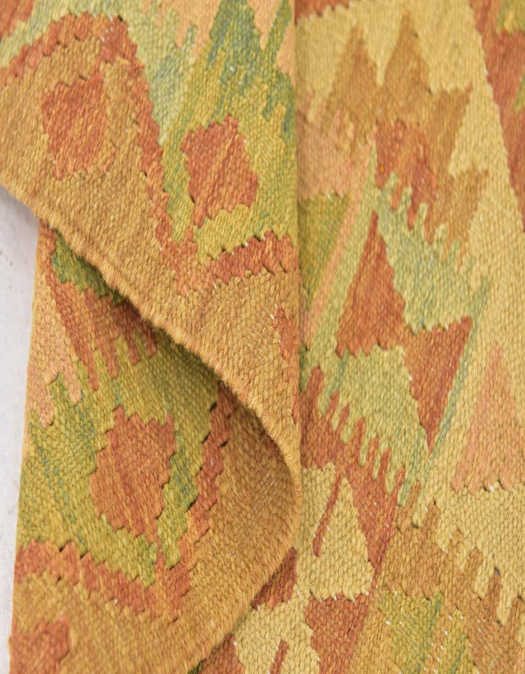 Detail image of  3' 3 x 4' 10  Hand Woven Kilim Waziri Wool Rug