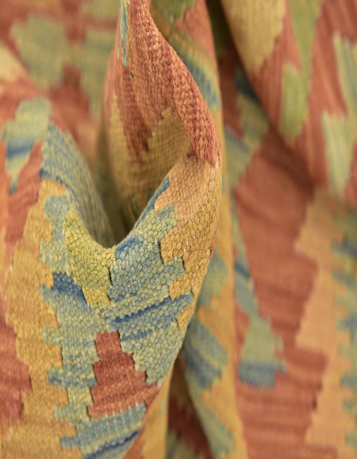 Detail image of  3' 2 x 4' 10  Hand Woven Kilim Waziri Wool Rug