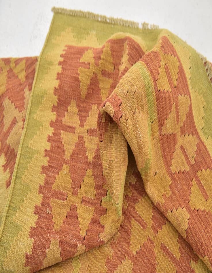 Detail image of  3' x 4' 10  Hand Woven Kilim Waziri Wool Rug