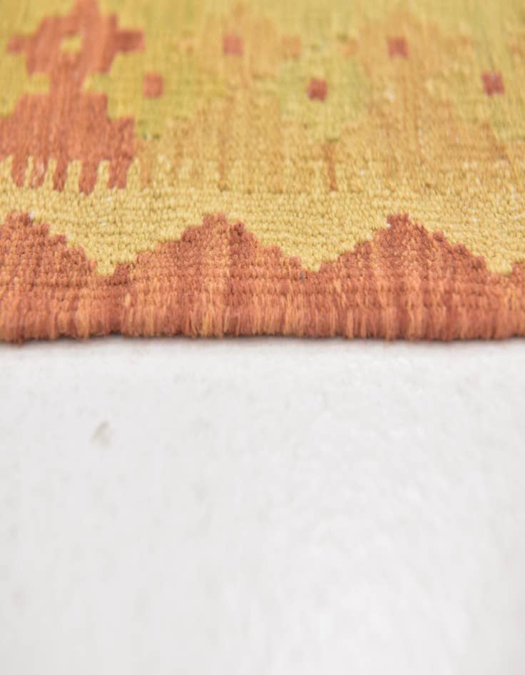 Detail image of  3' 2 x 4' 10  Hand Woven Kilim Waziri Wool Rug