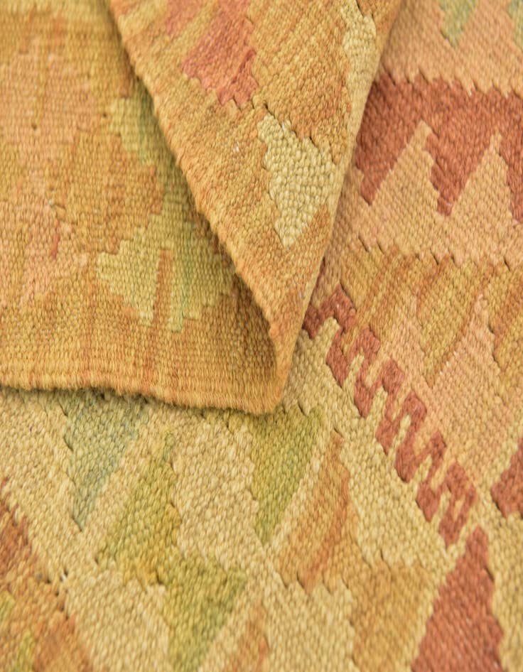 Detail image of  2' 8 x 4'  Hand Woven Kilim Waziri Wool Rug