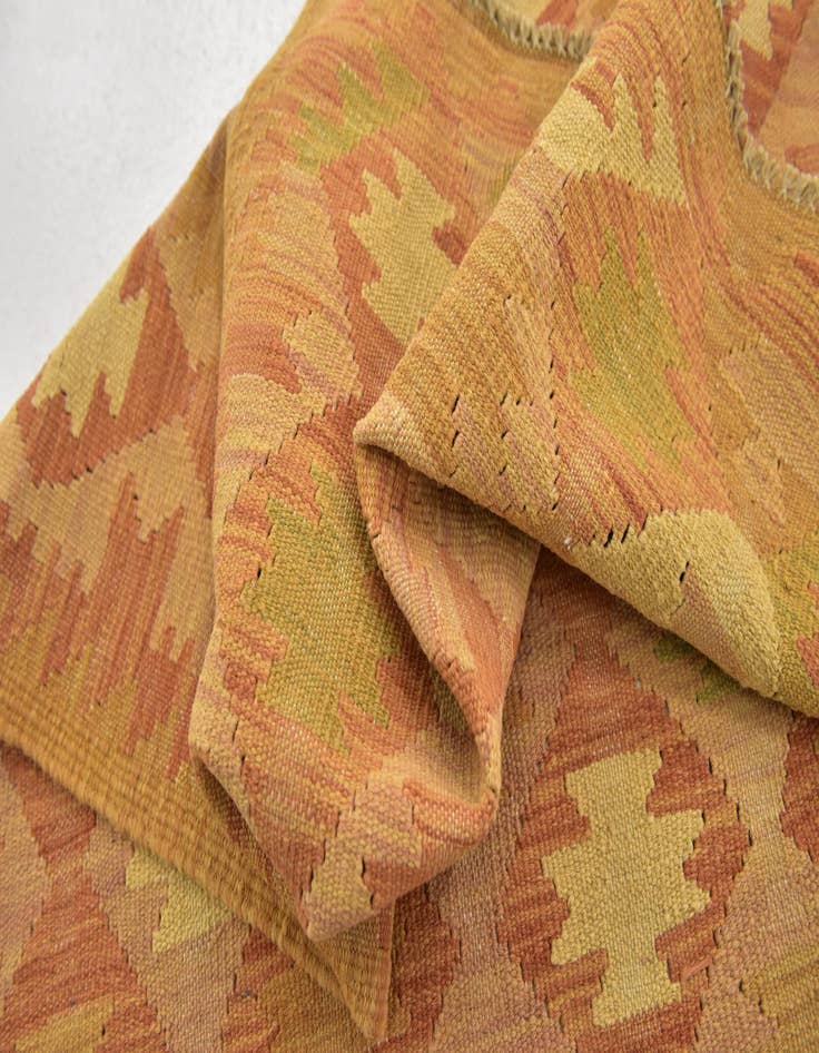 Detail image of  2' 6 x 4'  Hand Woven Kilim Waziri Wool Rug