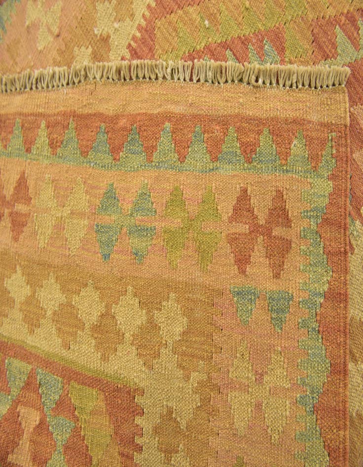 Detail image of  2' 7 x 4' 7  Hand Woven Kilim Waziri Wool Rug