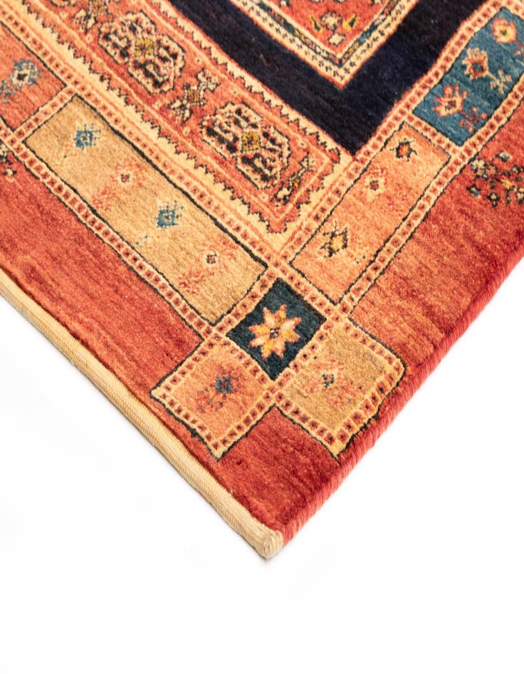 Detail image of  4' 10 x 7' 1 Luribaft Wool Rug