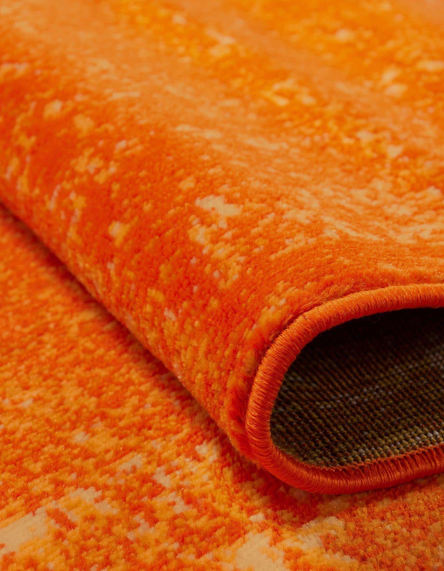 Primary image  7' 10 x 10' Monte Carlo Rug