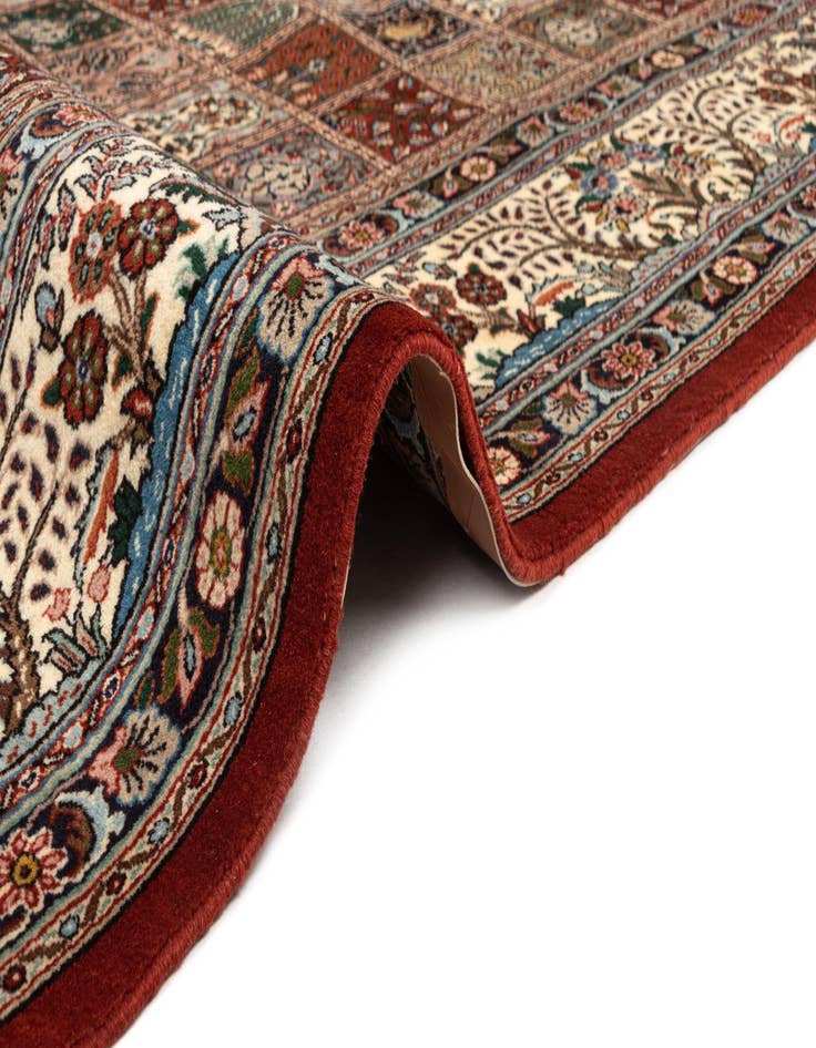 Detail image of  6' 8 x 9' 8 Mood Wool Rug