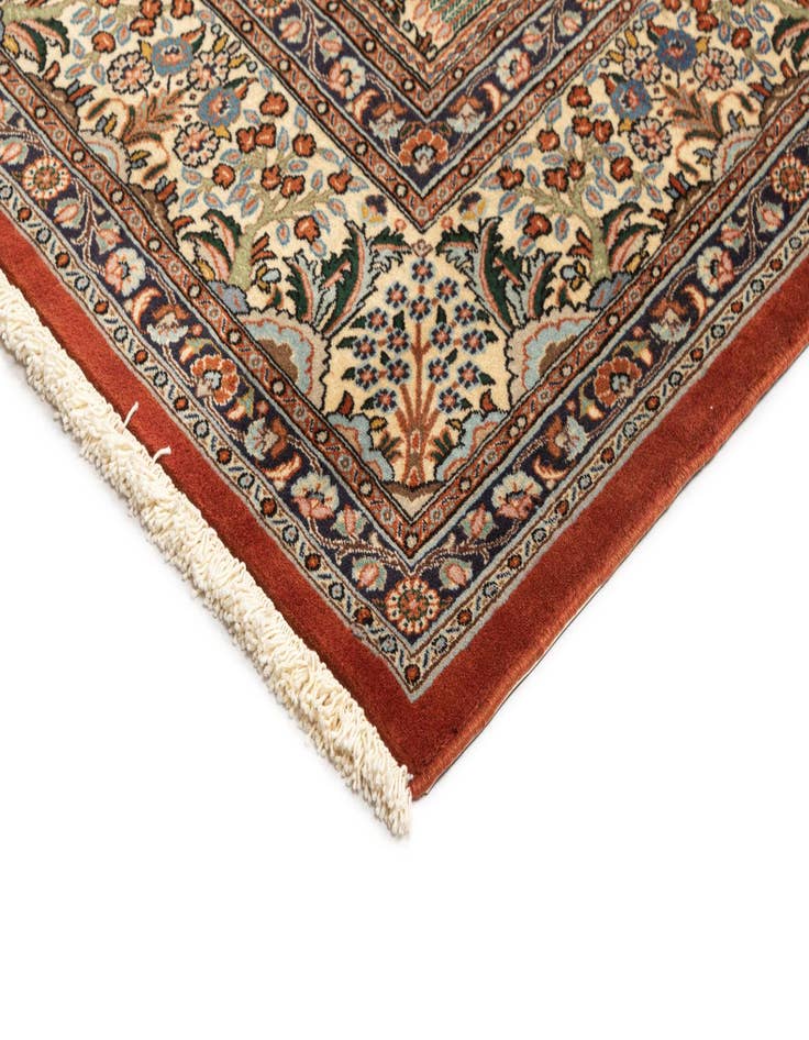 Detail image of  6' 7 x 9' 5 Mood Wool Rug