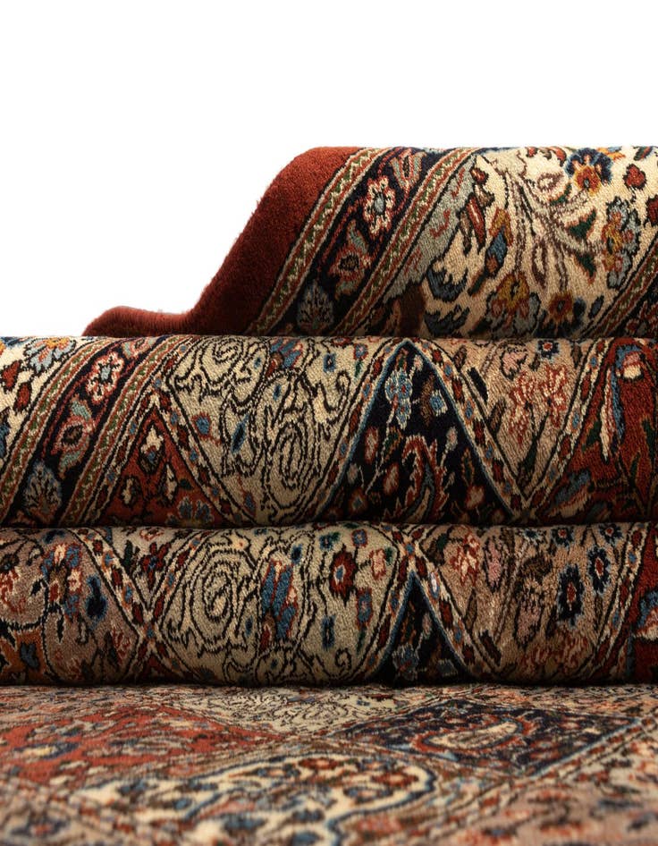 Detail image of  6' 6 x 9' 3 Mood Wool Rug