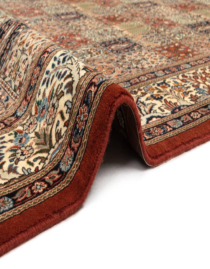 Detail image of  6' 6 x 9' 3 Mood Wool Rug