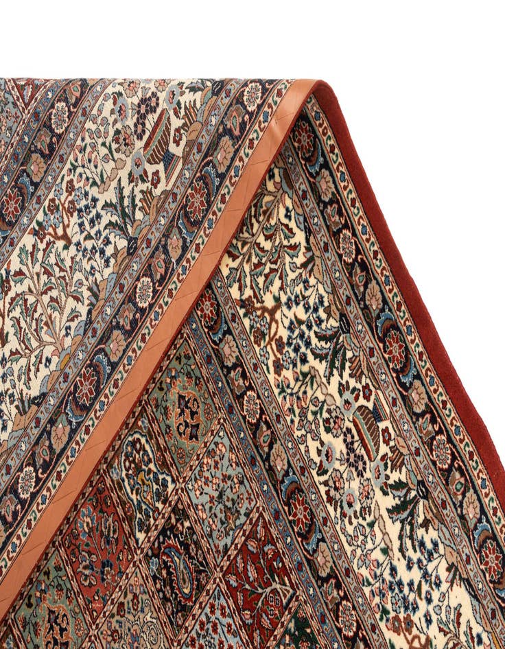 Detail image of  9' 7 x 12' 10 Mood Wool Rug