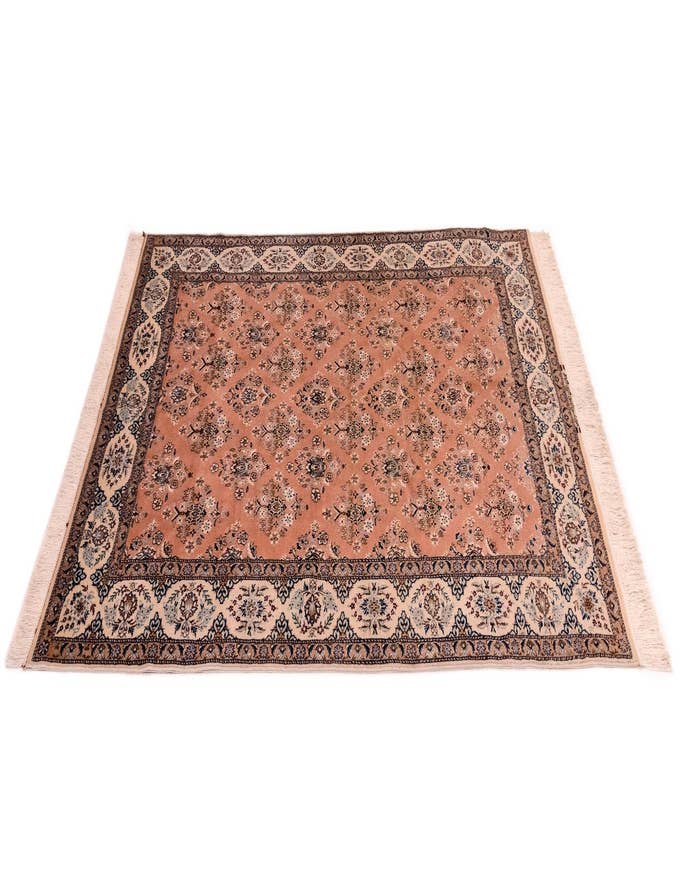 Detail image of  4' 9 x 7' 8 Nain Rug