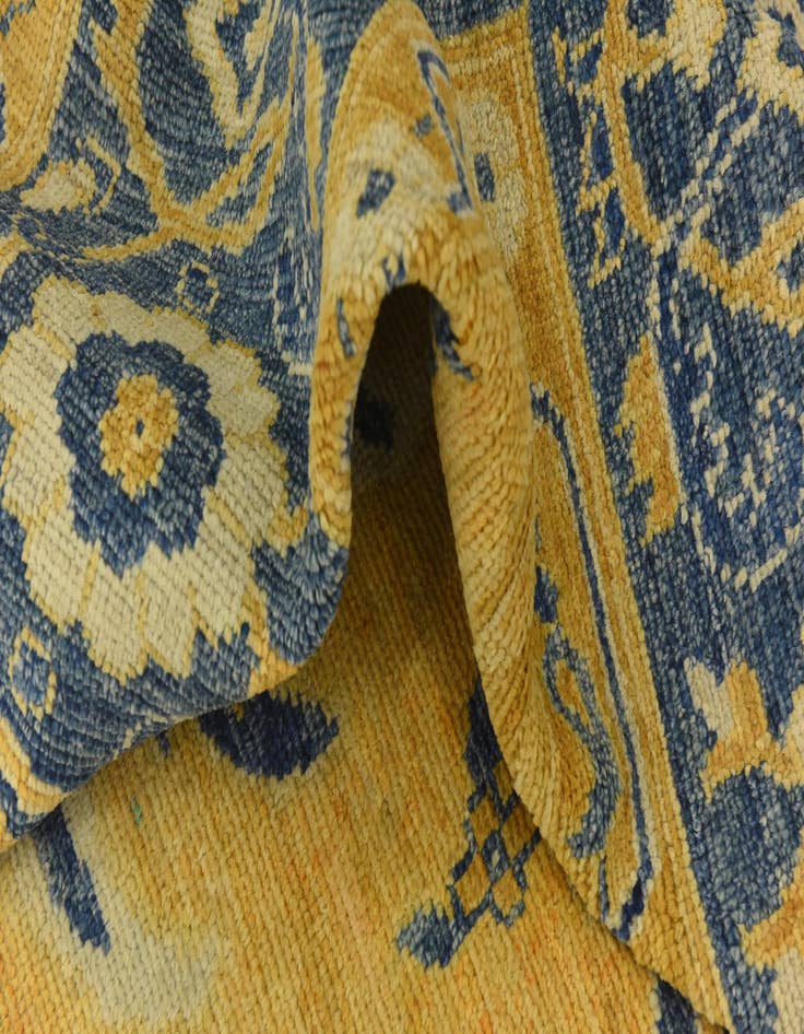 Detail image of  10' 7 x 13' 10  Hand Knotted Peshawar Ziegler Wool Rug