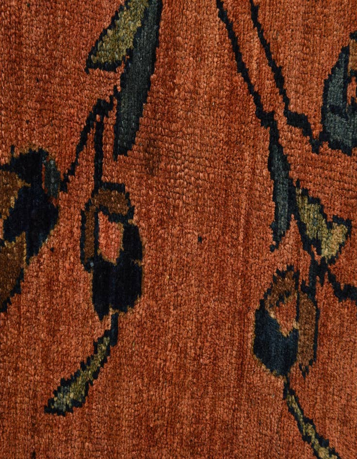 Detail image of  10' 2 x 12' 9  Hand Knotted Sarough Persian Wool Rug