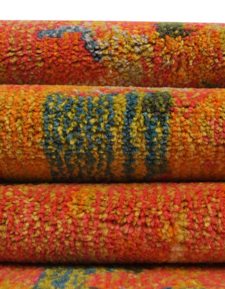 Detail image of  10' 6 x 16' 5  Washable Sevilla Rug