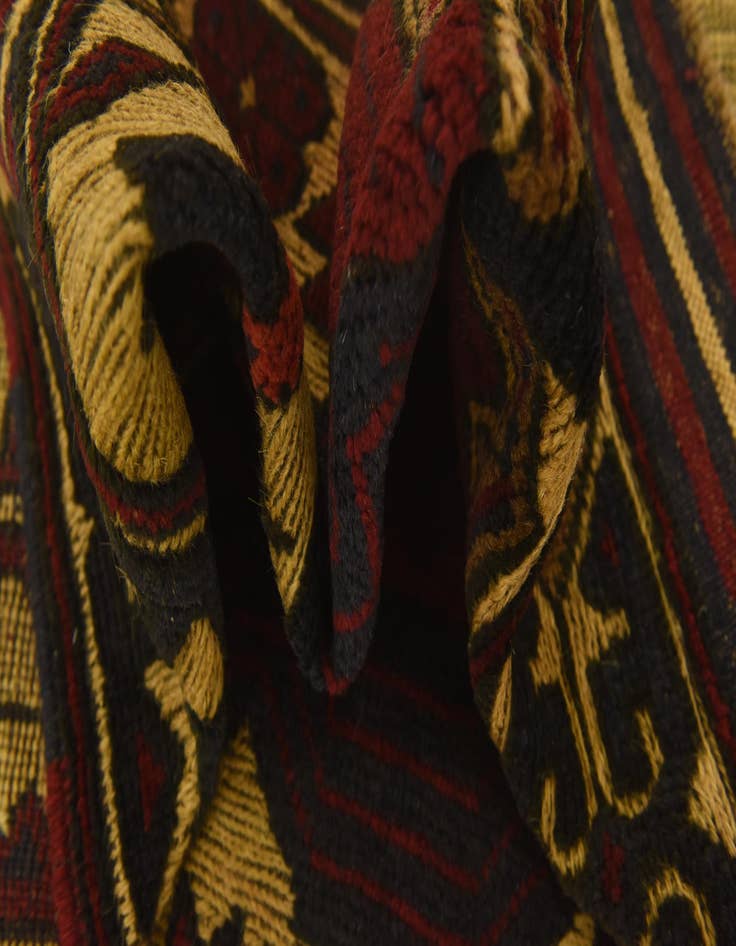 Detail image of  3' 2 x 5'  Hand Knotted Sumak Wool Rug