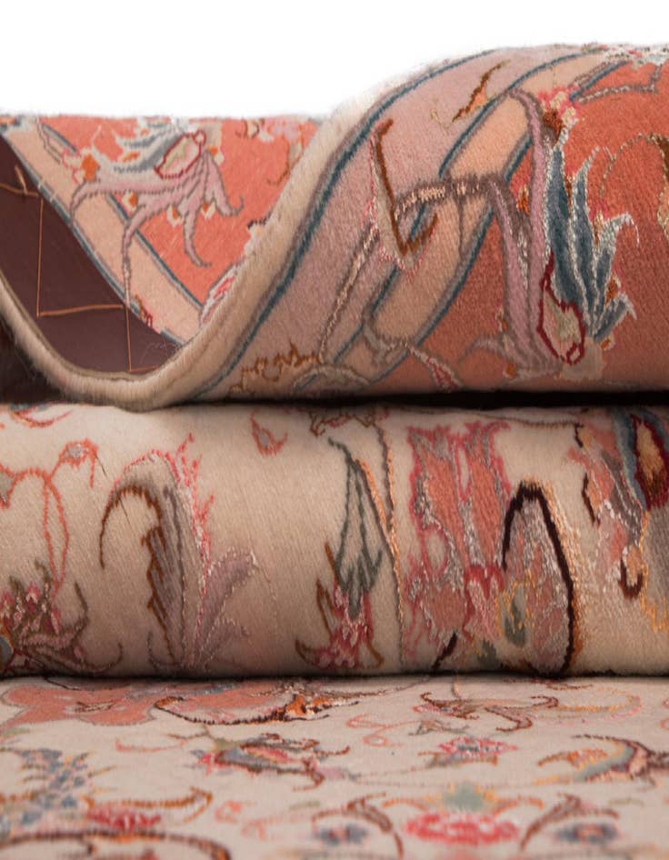 Detail image of  4' 9 x 6' 8 Tabriz Rug