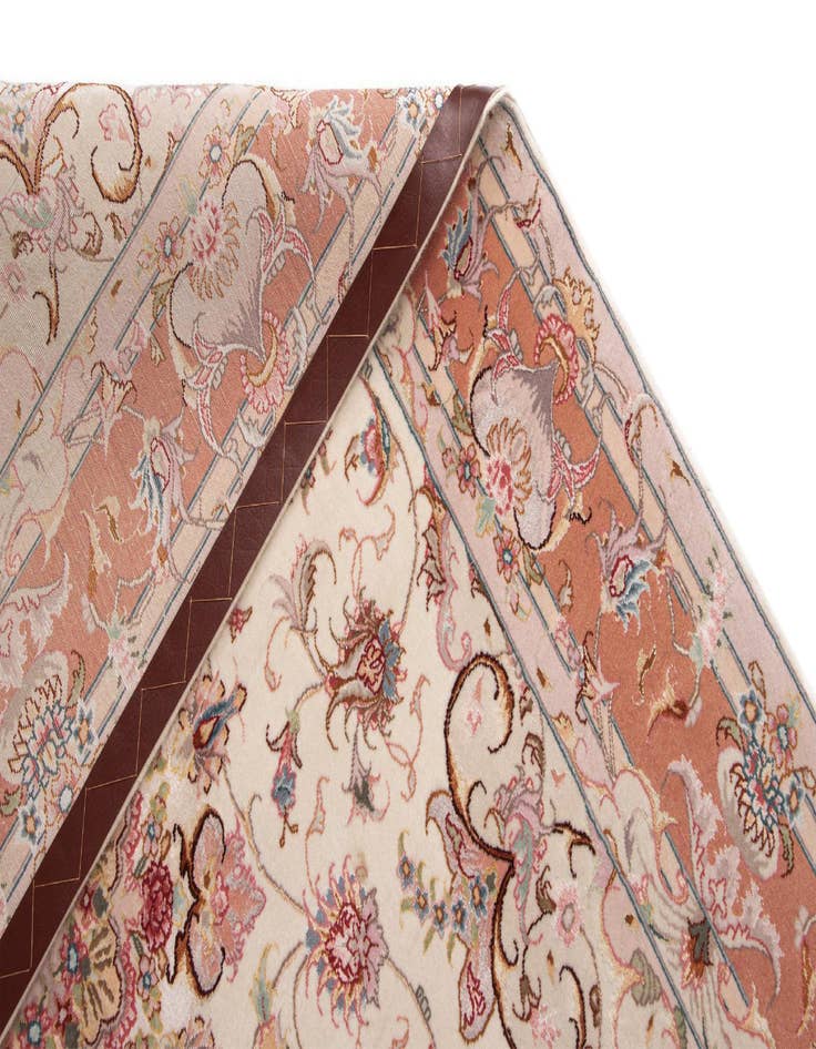 Detail image of  4' 9 x 6' 8 Tabriz Rug