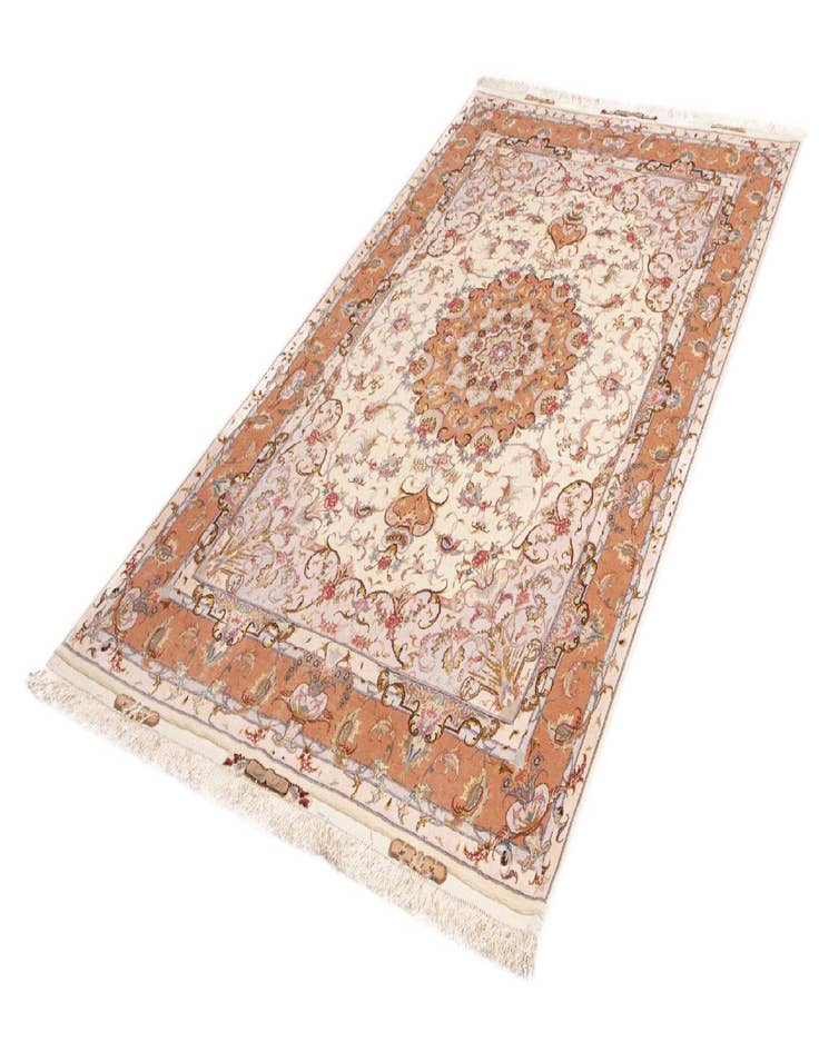 Detail image of  4' 11 x 7' Tabriz Rug