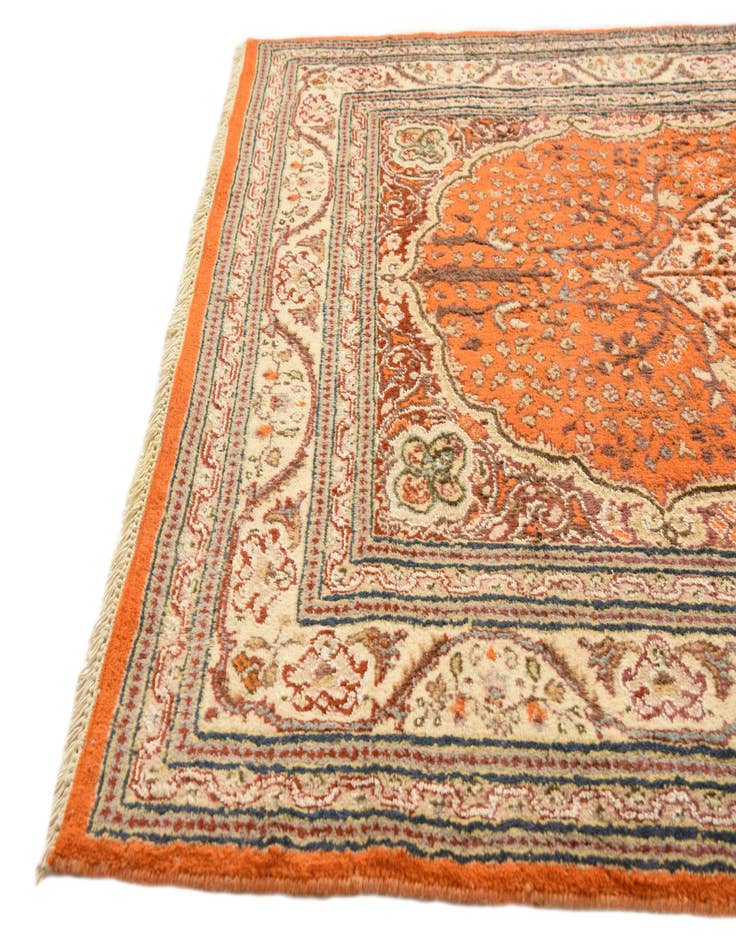 Detail image of  4' 1 x 6' 1  Hand Knotted Tabriz Rug